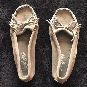 Women’s limited edition Minnetonka Moccasins